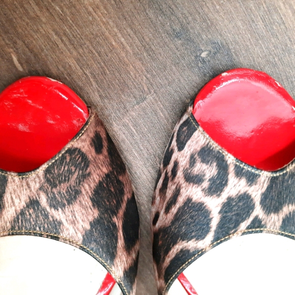 Comme Il Faut Red Leather Heels - Picture 4 of 6